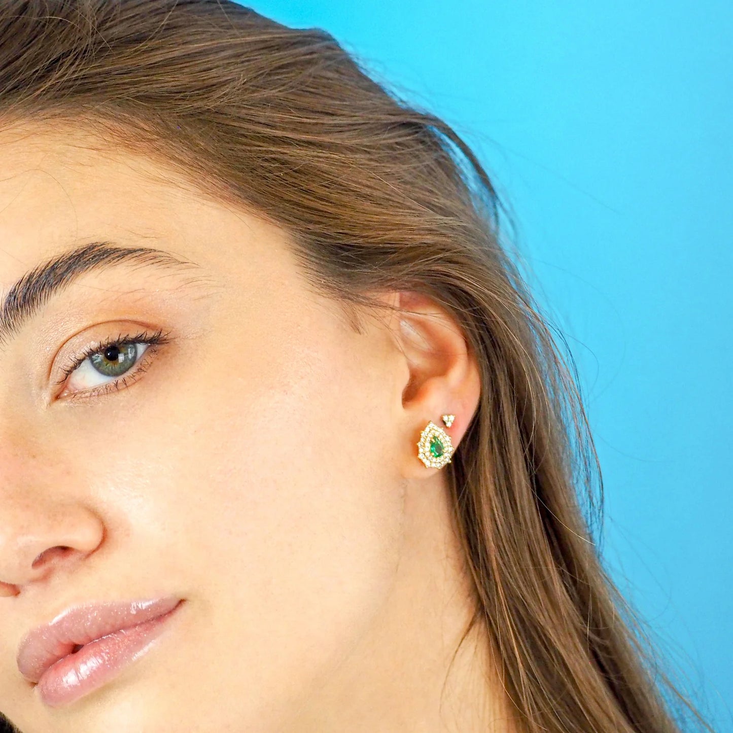 EMERALD DROP - 18k gold and natural emerald