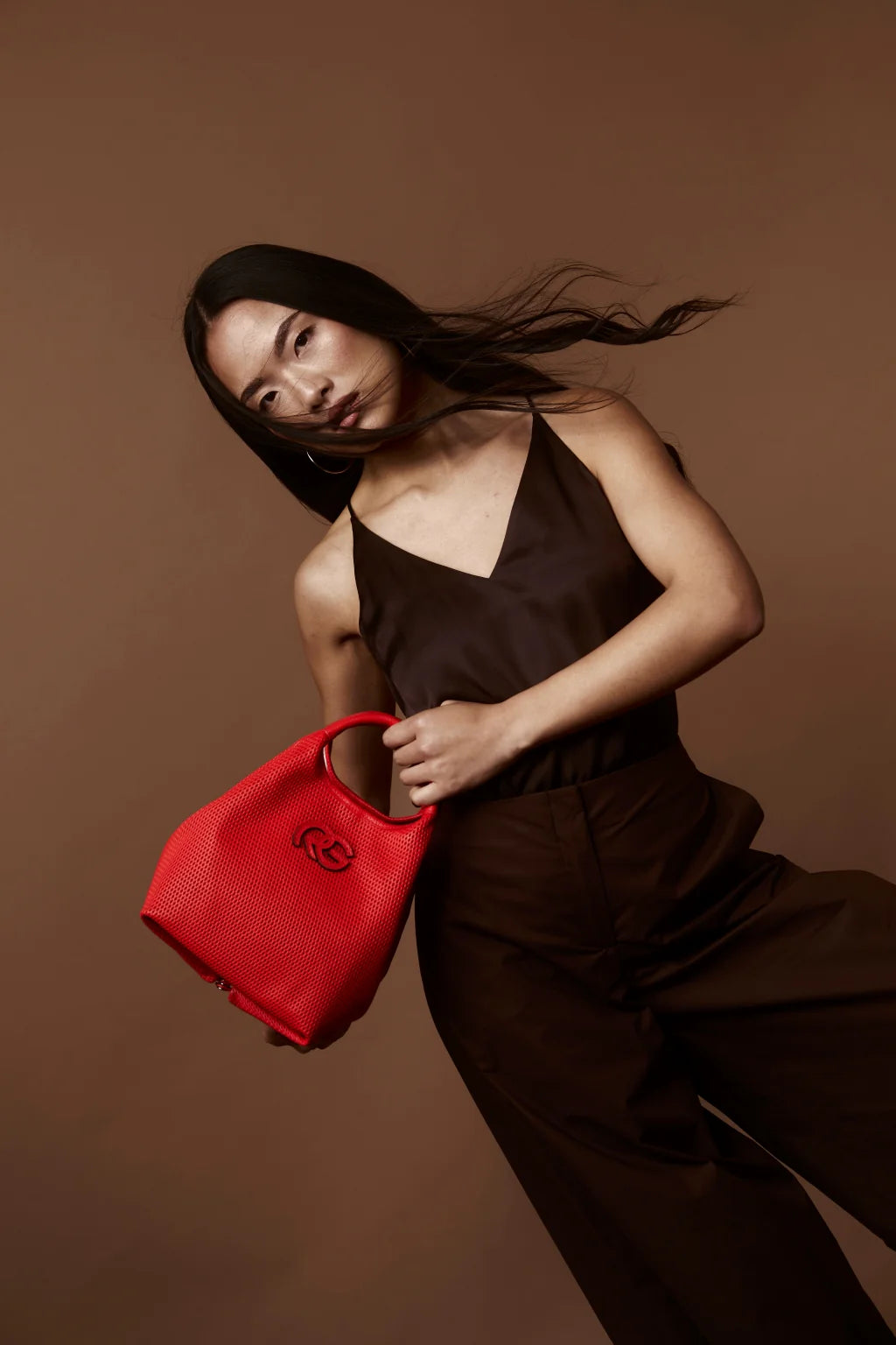 JOY YUMA - 5 IN 1 CONVERTIBLE LEATHER BAG