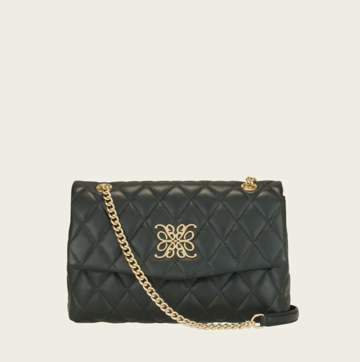 Chantal is an Italian luxury bag Made in Italy by skilled artisans