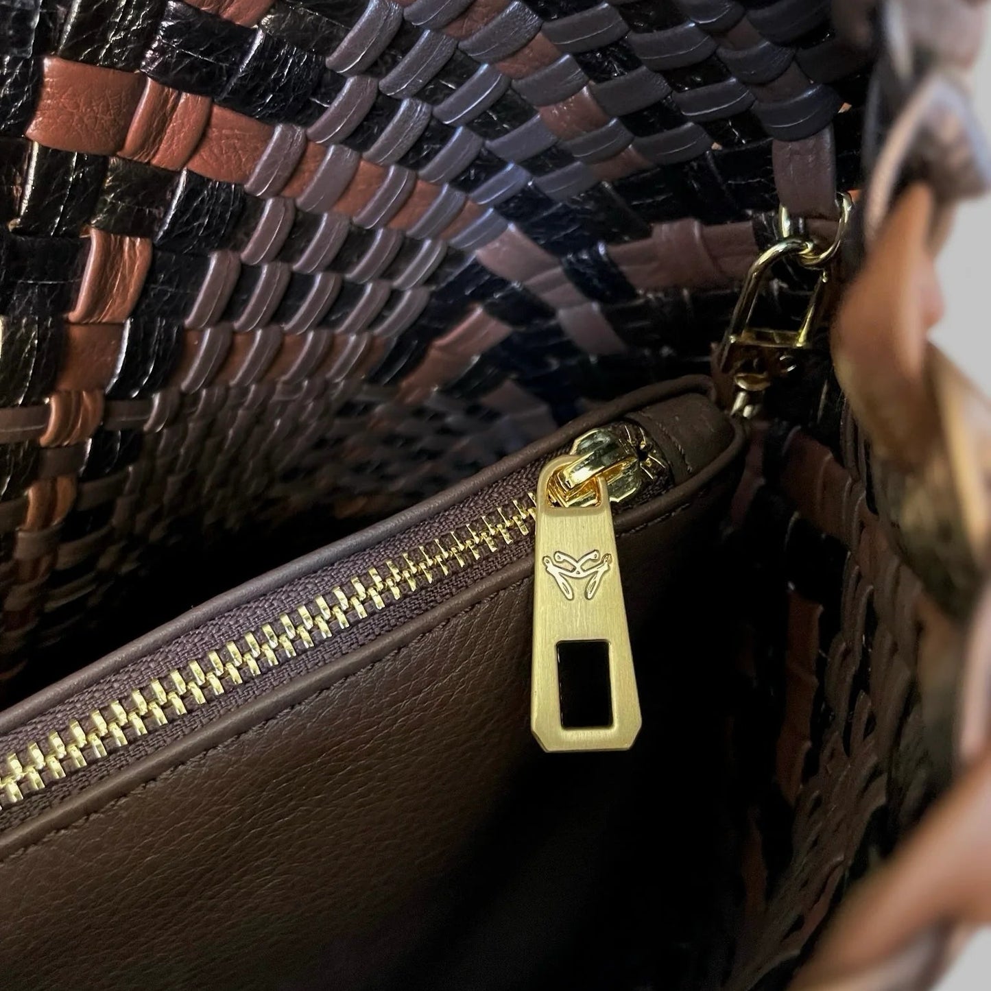 ROSA MAXI - Customizable Handwoven Leather Hobo Bag - Pre-Order Now!