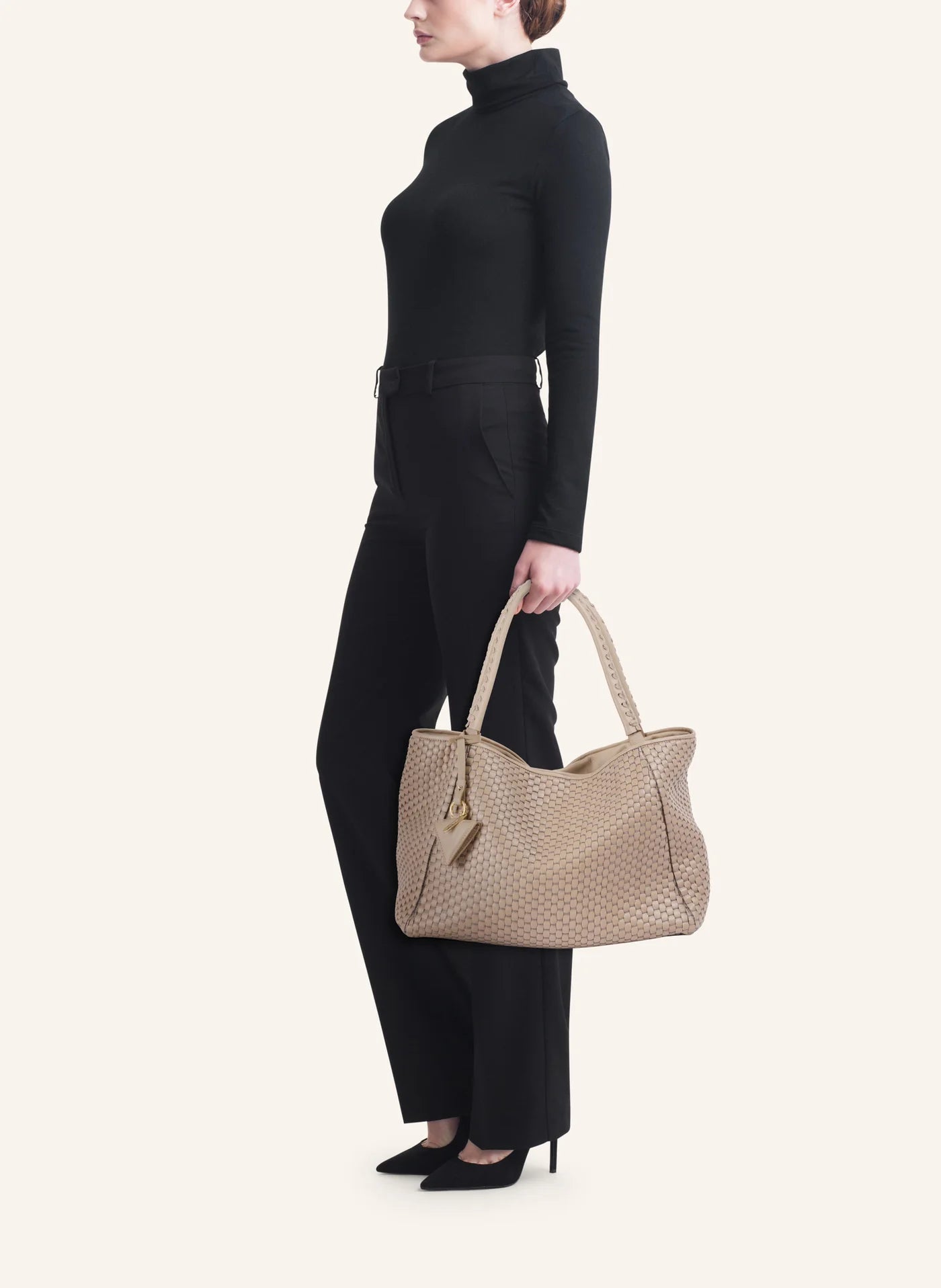 "09" PLAIN Woven Leather Tote Bag