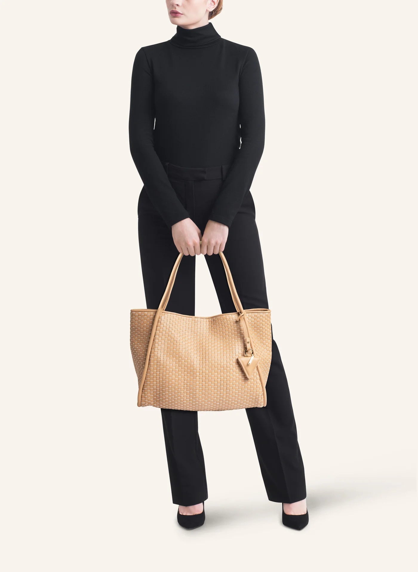 "09" TUBOLAR & PLAIN Woven Leather Tote Bag