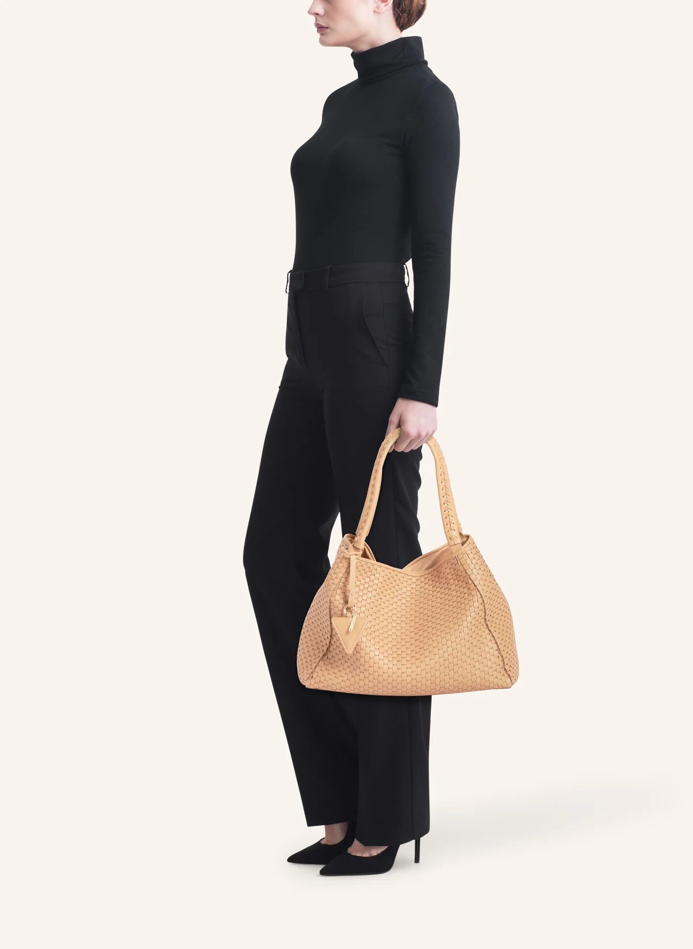 "09" PLAIN Woven Leather Tote Bag