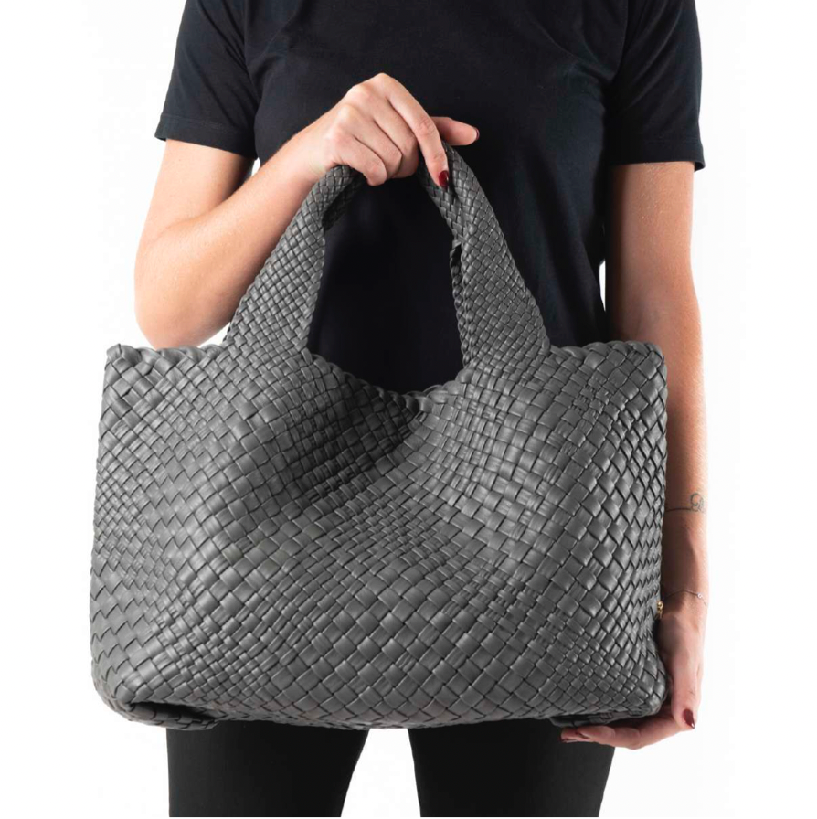 Luxury woven leather bags Made In Italy.